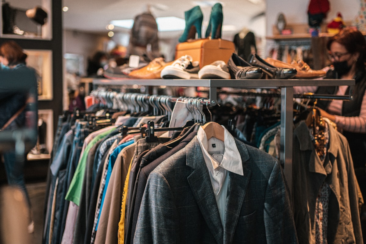 Mode et beauté - vêtements en boutique